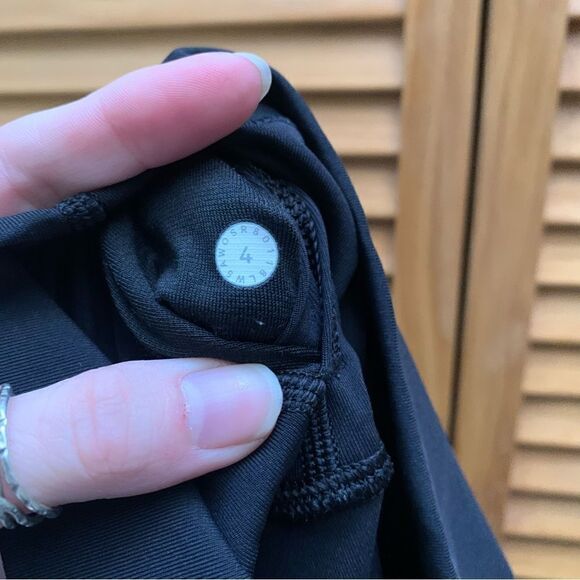 Lululemon Athletica x Soul Cycle Leggings size 4 - Picture 4 of 6